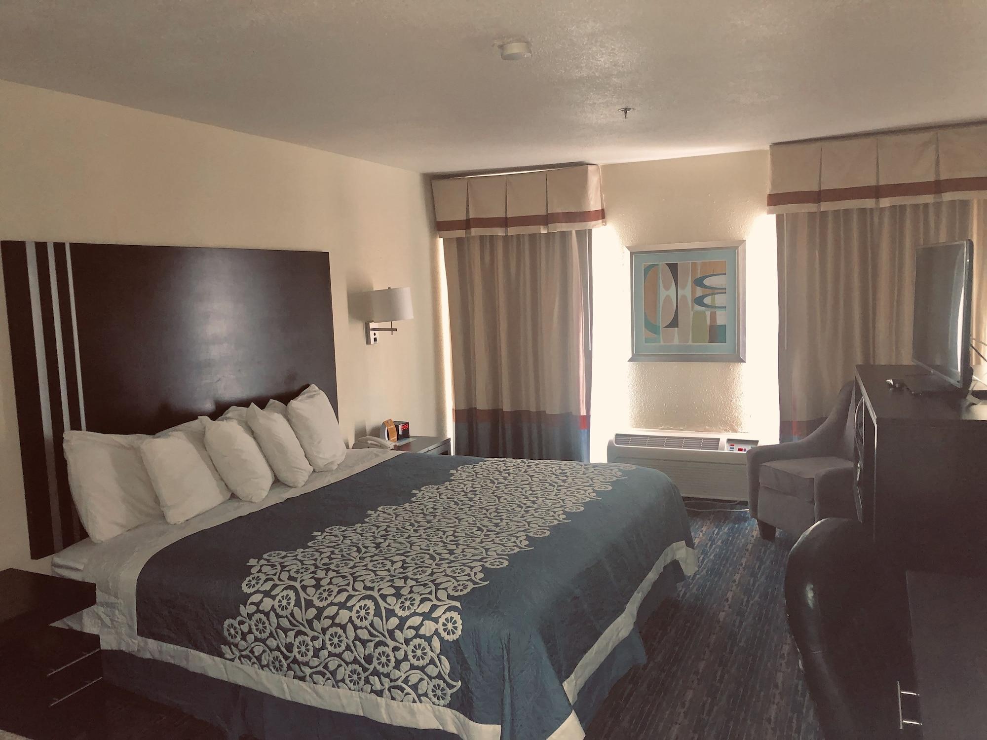Days Inn By Wyndham Near Seaworld San Antonio Dış mekan fotoğraf